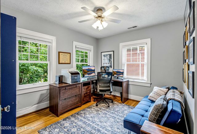 2036 Boulevard Napoleon, Louisville, KY 40205
