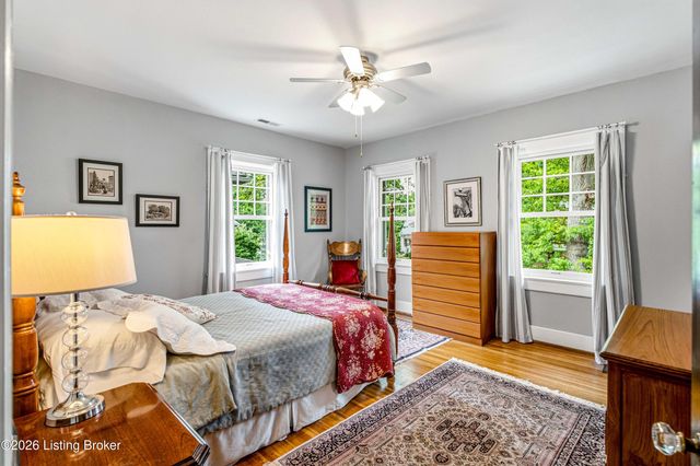 2036 Boulevard Napoleon, Louisville, KY 40205