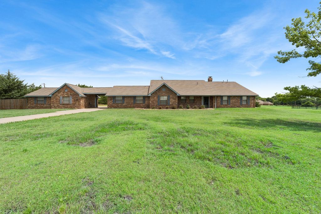 1175 Bloom Street, Lucas, TX 75002
