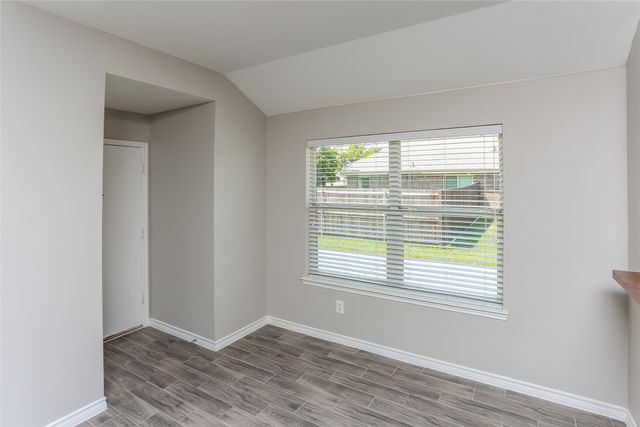 813 Keswick Drive, Desoto, TX 75115