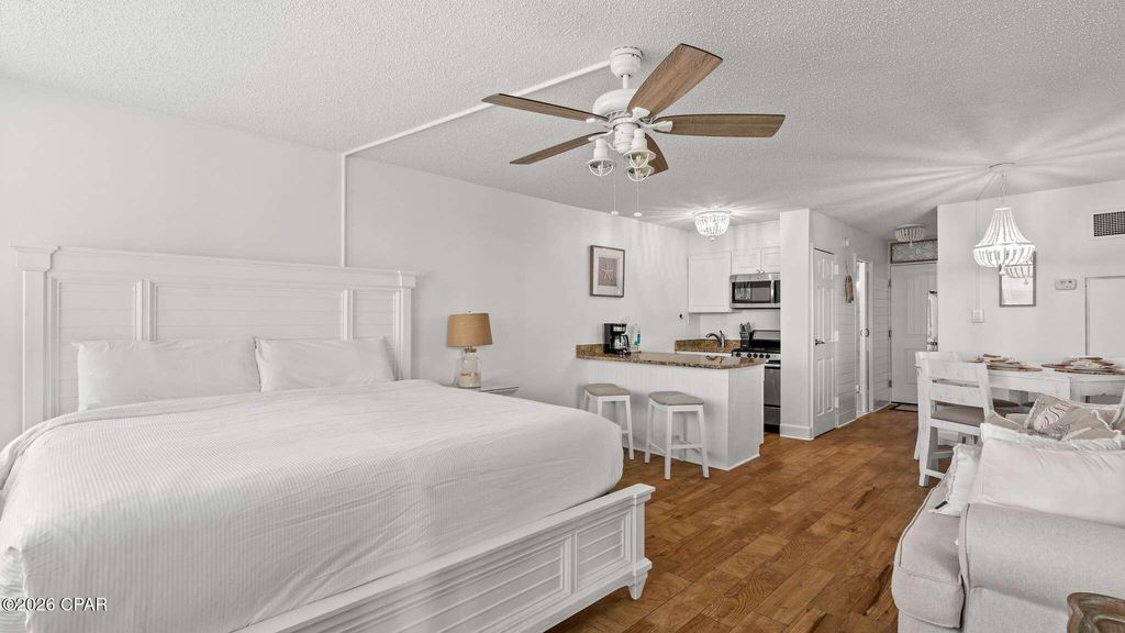 Image 7 of property listing at 8817 S Thomas Drive a213, Panama City Beach, FL 32408