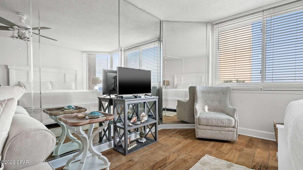 Image 8 of property listing at 8817 S Thomas Drive a213, Panama City Beach, FL 32408