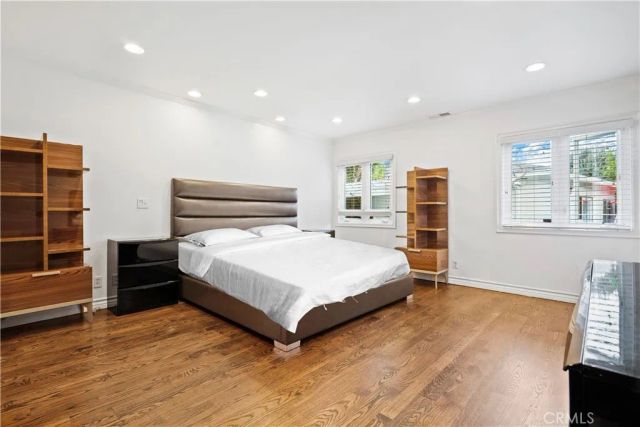 5362 Yolanda Avenue, Tarzana, CA 91356