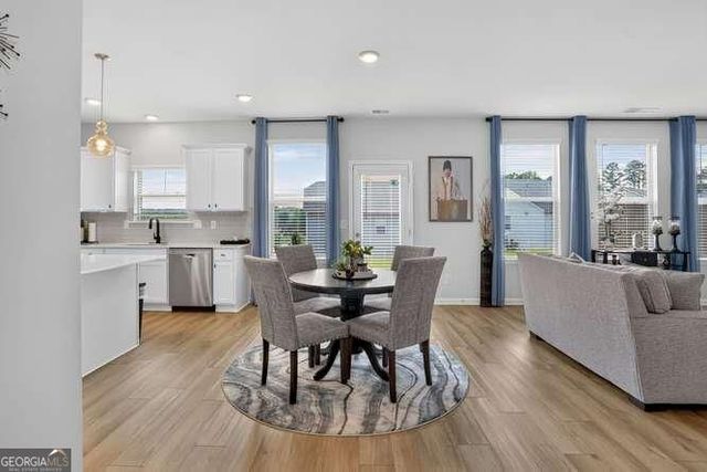 4005 Diane Lane, Fayetteville, GA 30214
