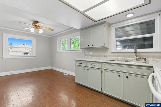 4704 Homer Rd, Salem, OR 97305