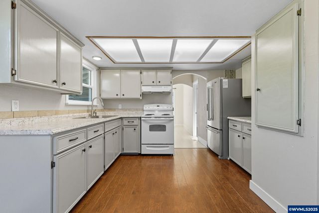 4704 Homer Rd, Salem, OR 97305