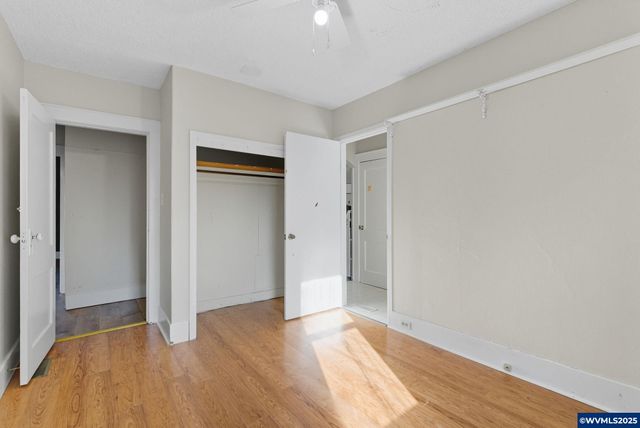 4704 Homer Rd, Salem, OR 97305