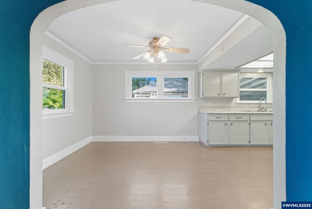 4704 Homer Rd, Salem, OR 97305