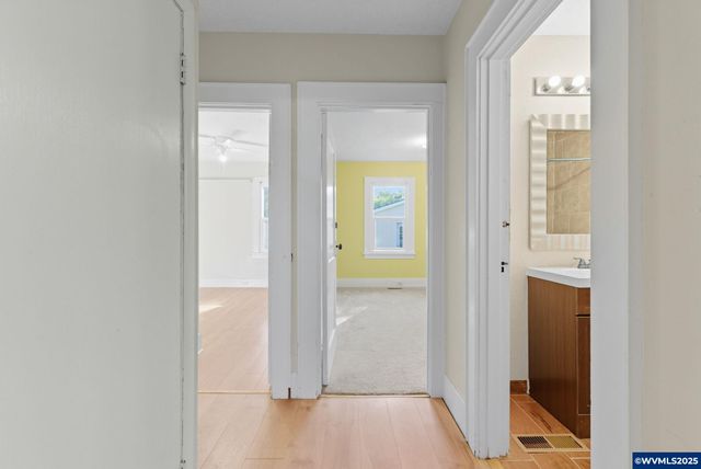 4704 Homer Rd, Salem, OR 97305