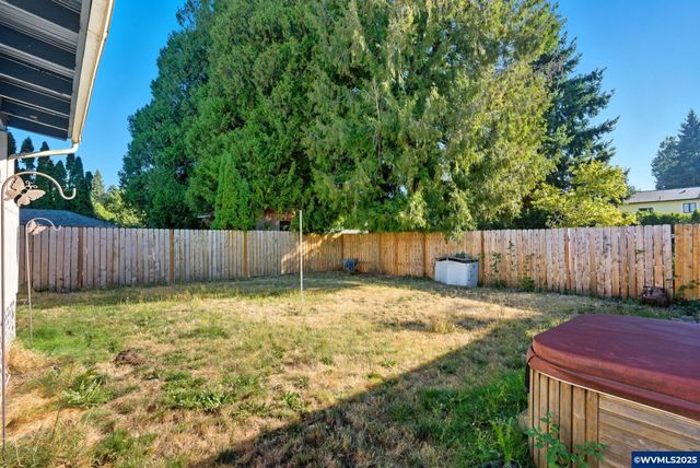 4704 Homer Rd, Salem, OR 97305