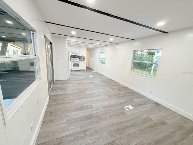 82 N BOBWHITE ROAD, Wildwood, FL 34785