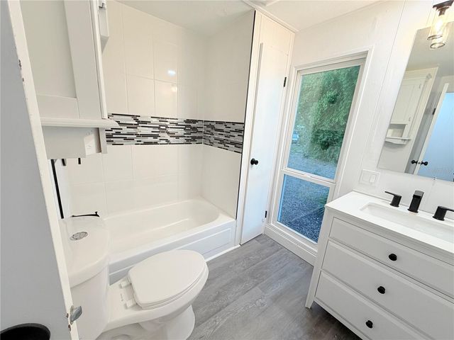 82 N BOBWHITE ROAD, Wildwood, FL 34785