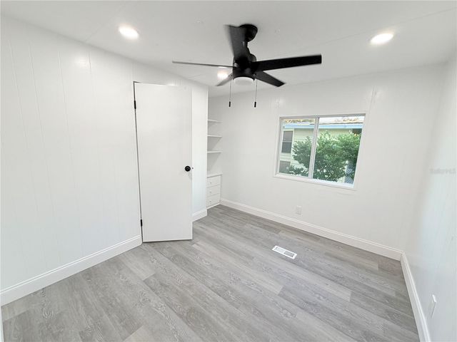 82 N BOBWHITE ROAD, Wildwood, FL 34785