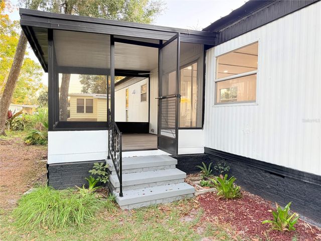 82 N BOBWHITE ROAD, Wildwood, FL 34785