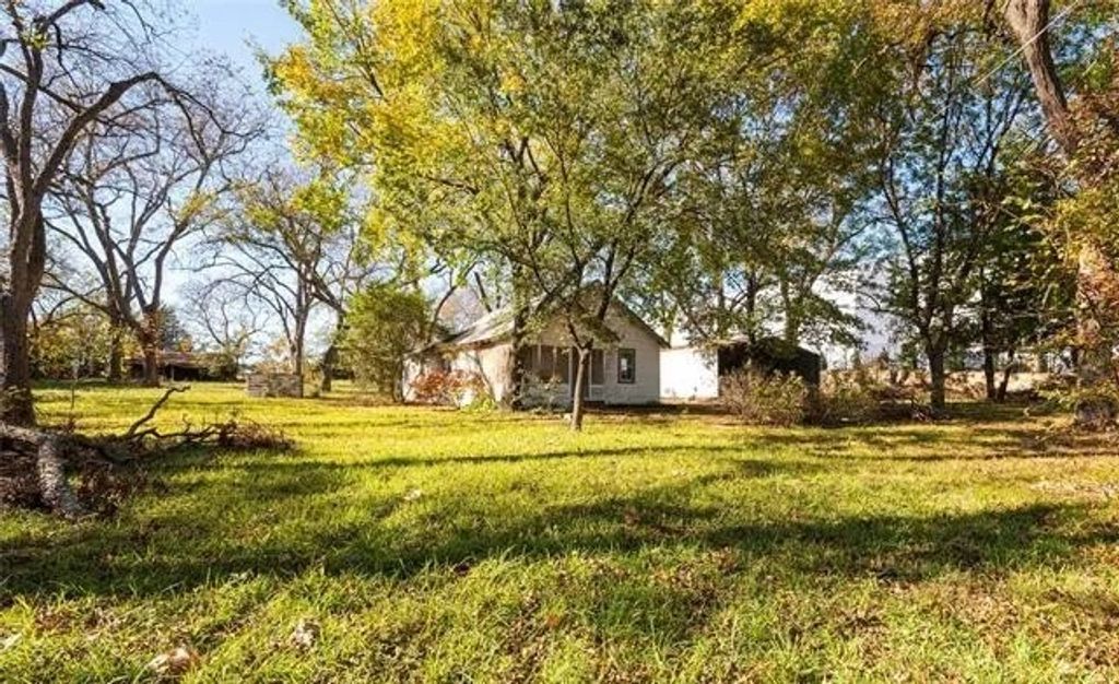 2198 S Airport Drive, Mckinney, TX 75069