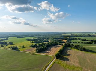 000 COUNTY RD 841, Mexico, MO 65265