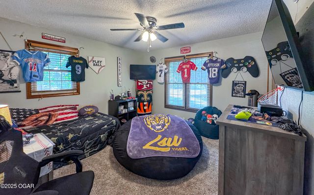 505 Fireside DR, Joplin, MO 64801