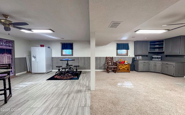 505 Fireside DR, Joplin, MO 64801