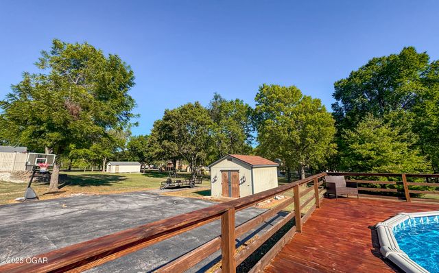 505 Fireside DR, Joplin, MO 64801