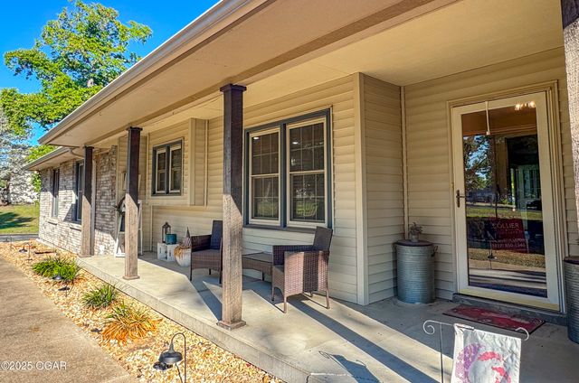 505 Fireside DR, Joplin, MO 64801