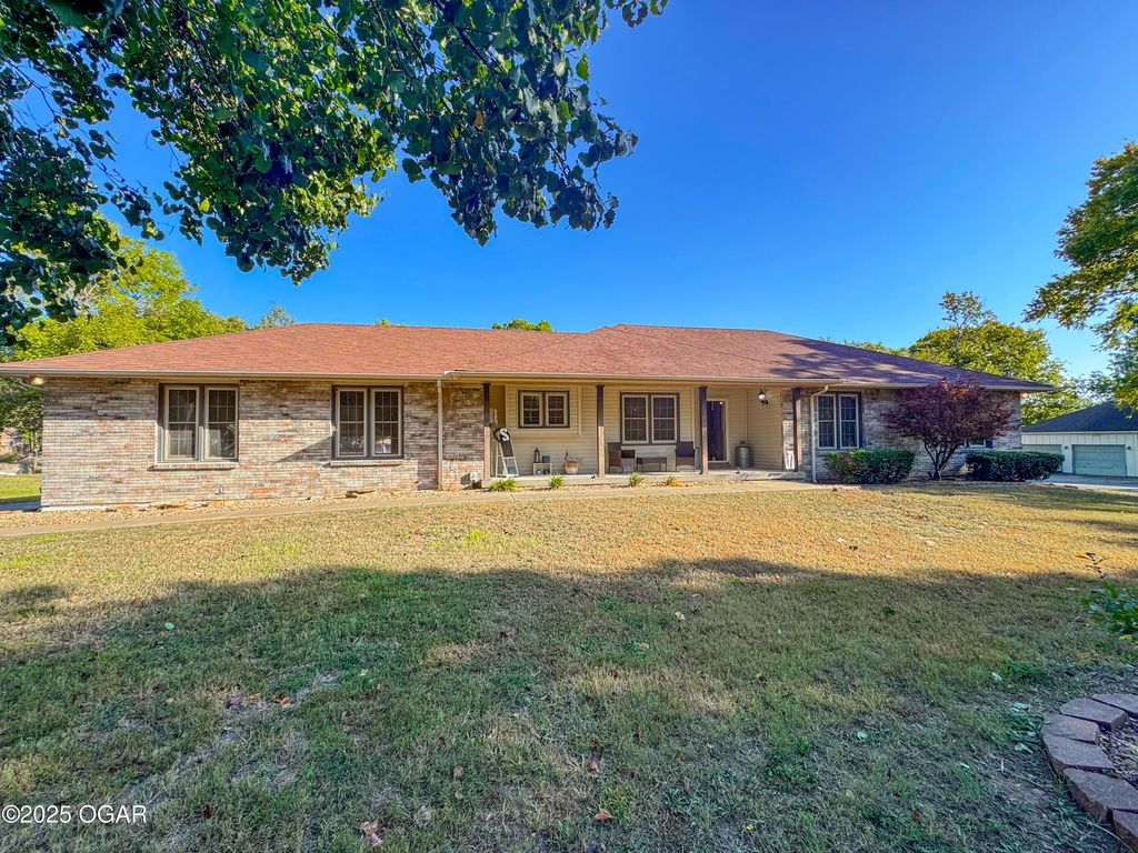 505 Fireside DR, Joplin, MO 64801