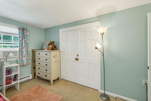 69 Fieldstone Drive, Londonderry, NH 03053