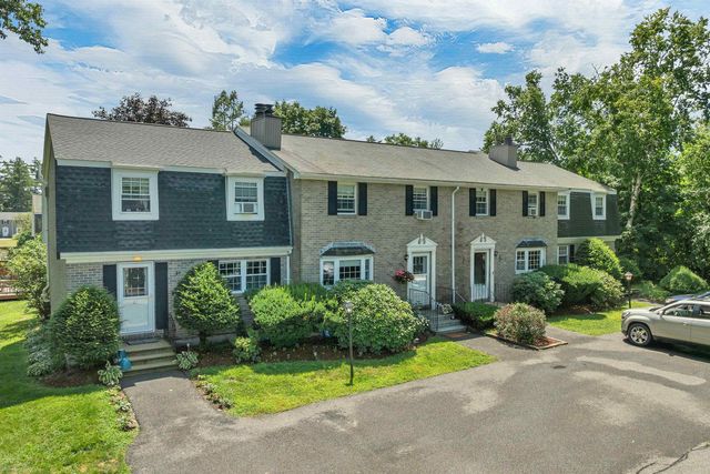 69 Fieldstone Drive, Londonderry, NH 03053