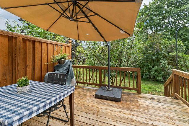 69 Fieldstone Drive, Londonderry, NH 03053