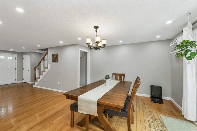 69 Fieldstone Drive, Londonderry, NH 03053