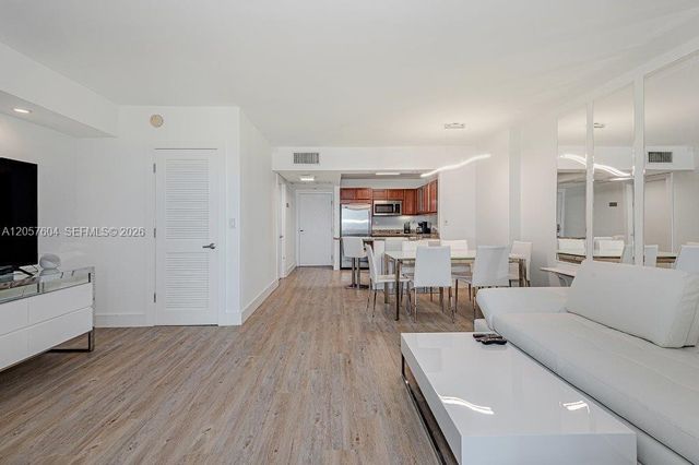 2301 Collins Avenue 1528, Miami Beach, FL 33139