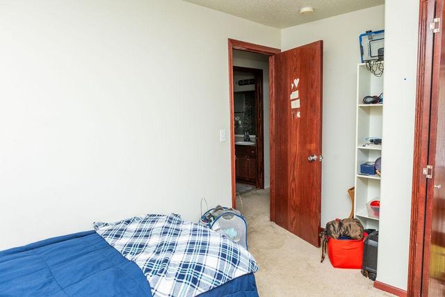 1028 39 Avenue W, West Fargo, ND 58078