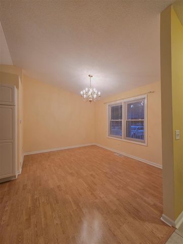 1709 Hampstead Drive, Muskegon, MI 49445