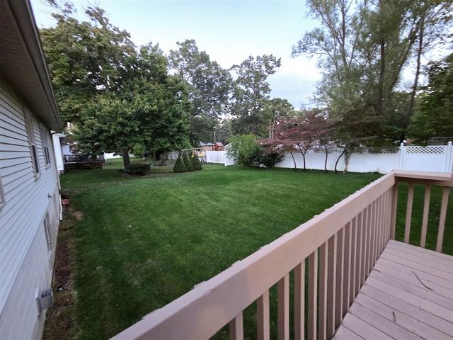 1709 Hampstead Drive, Muskegon, MI 49445