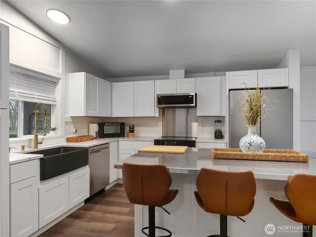 33 Whalers Drive, Aberdeen, WA 98520