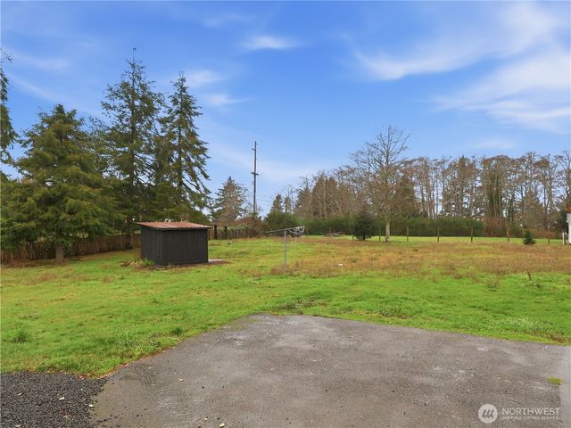 33 Whalers Drive, Aberdeen, WA 98520