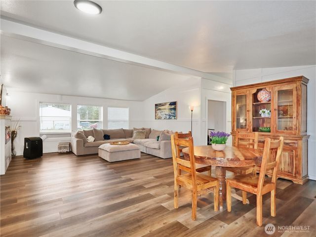 33 Whalers Drive, Aberdeen, WA 98520