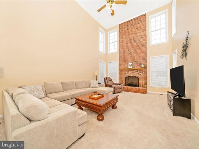 2809 DECATUR DR, Adamstown, MD 21710