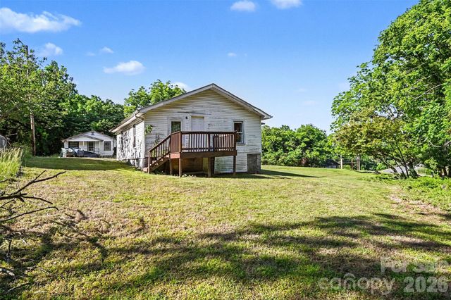 1025 Martin Luther King Jr Drive, Albemarle, NC 28001