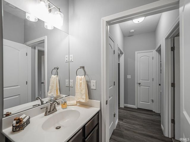 589 S Cathy Drive, Princeton, IN 47670