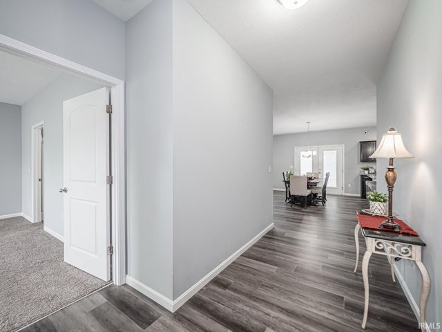 589 S Cathy Drive, Princeton, IN 47670