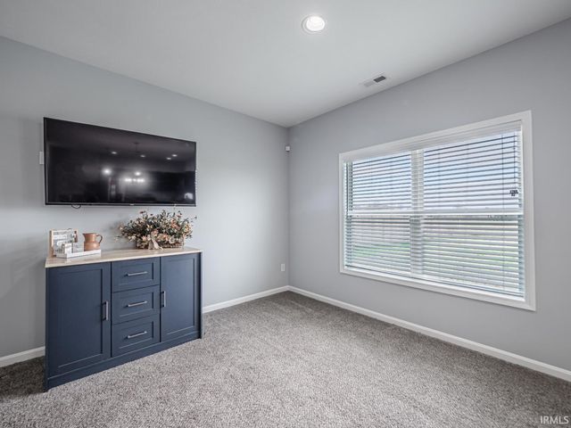 589 S Cathy Drive, Princeton, IN 47670