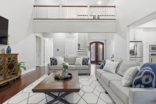 2000 Boulder Cir, Little Rock, AR 72210