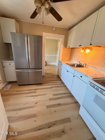 132 Gravely Road, Kingsport, TN 37665