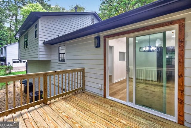 711 Mary Erna Drive, Fairburn, GA 30213