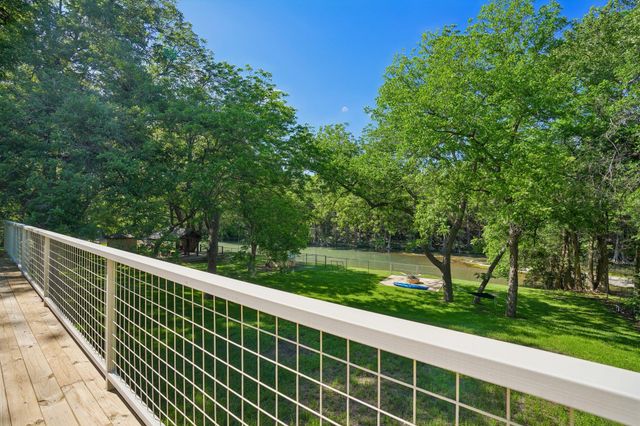 716 River Cliff DR, Canyon Lake, TX 78133