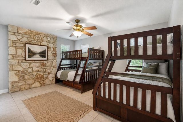 716 River Cliff DR, Canyon Lake, TX 78133