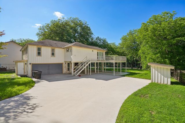 716 River Cliff DR, Canyon Lake, TX 78133