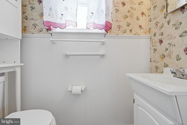 3317 ALTAMONT DR, Wilmington, DE 19810