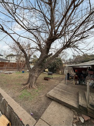 3753 Almazan Drive, Dallas, TX 75220