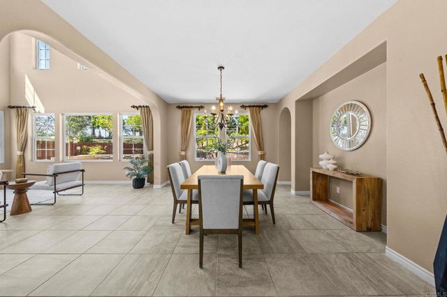 1022 Straightaway Court, Oceanside, CA 92057